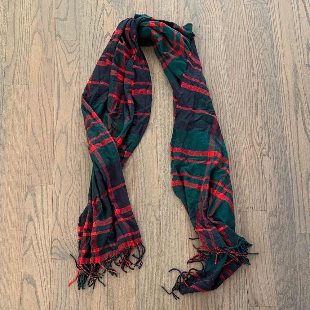 Plaid Scarf in Red and Green